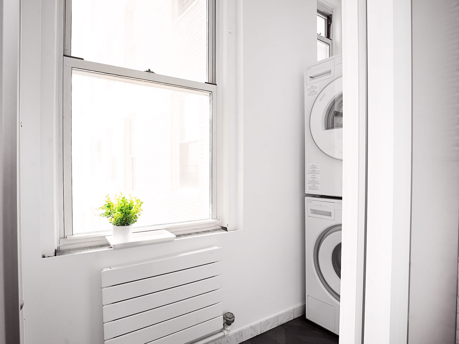 Learn how to clean washing a machine so it looks as fresh on the inside as it does on the outside.